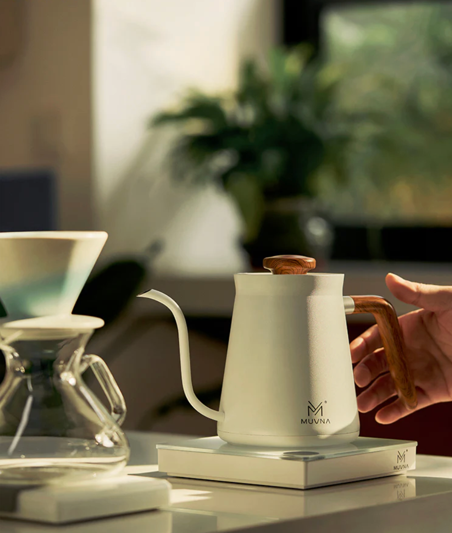 MUVNA Temperature-Controlled Electric Kettle – 600 ml (White)